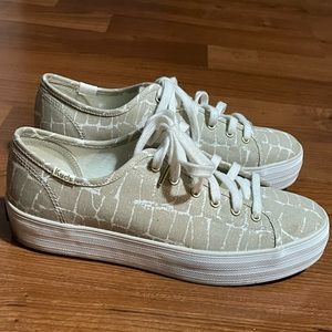 Keds, women size 7, worn once